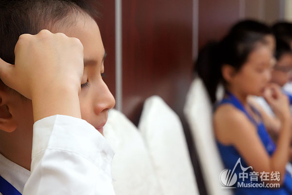 �R˼��ȫ���ك�С����չ�݈D��