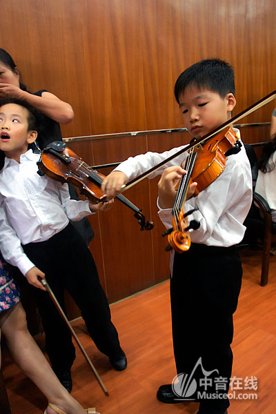 �������A�R˼��ȫ���ك�С����չ�݈D��