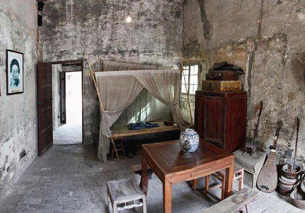 世界著名音樂指揮家曾流著淚說:“這樣的音樂應(yīng)該跪下來聽”